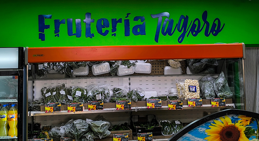 rot-Tomate, Coliflor, Calabacín, Huevos y más en Taco, Tenerife